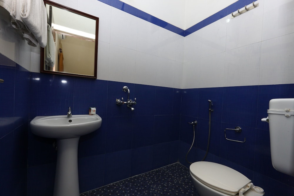 Standard Double Or Twin Room photo 3