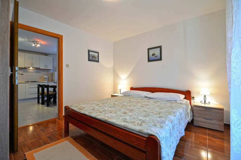 Family Apartment photo 1