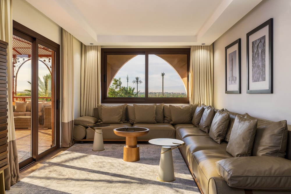 Presidential Suite, 2 Bedrooms, Terrace (View) thumbnail 6