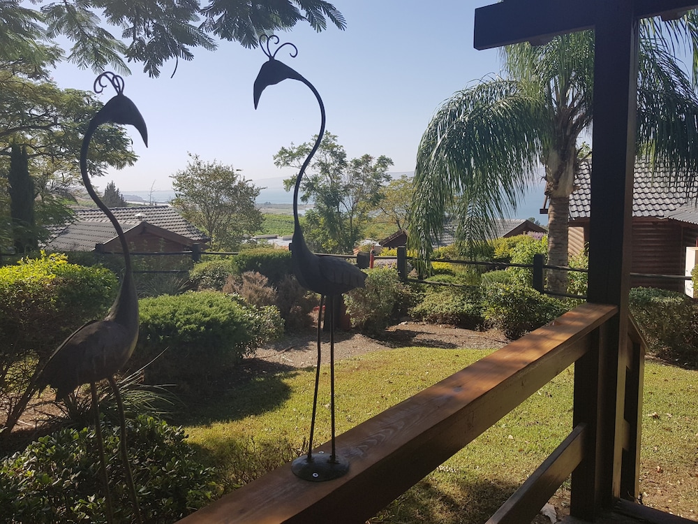 Deluxe Chalet photo 2