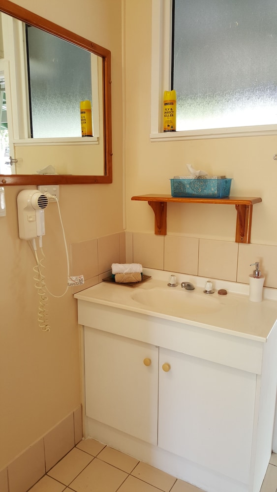 Standard Double Room Single Use, 1 Bedroom, Sea View, Poolside photo 2