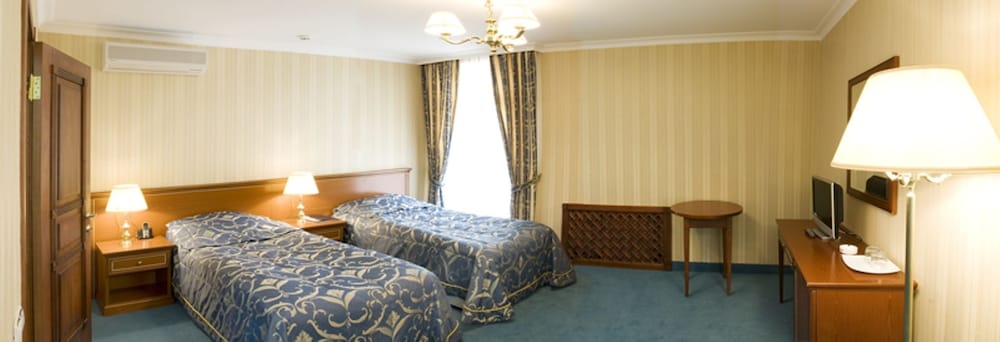 Economy Twin Room