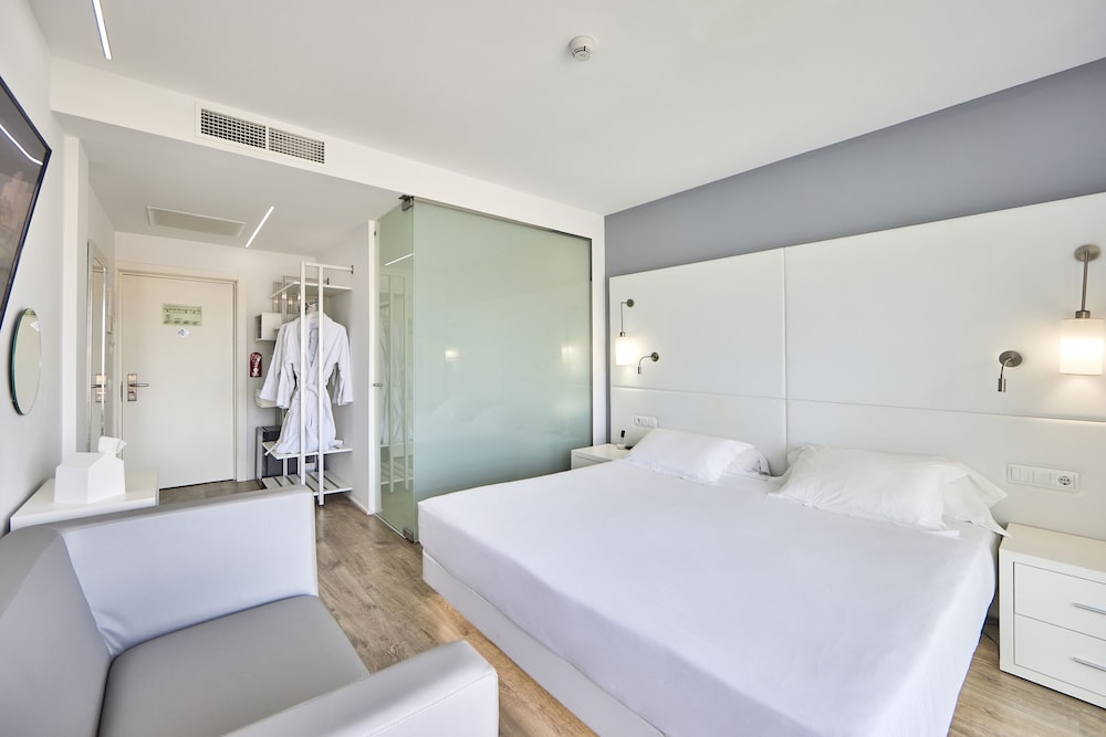 Habitación Deluxe, Balcón, Vista a la Piscina
