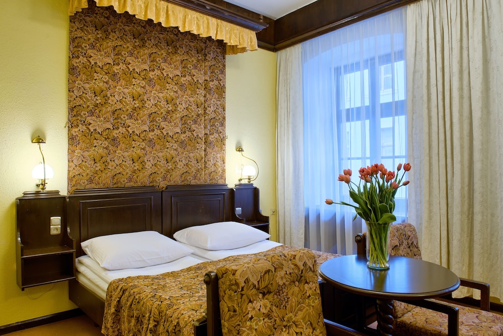 Double or Twin Room photo 1
