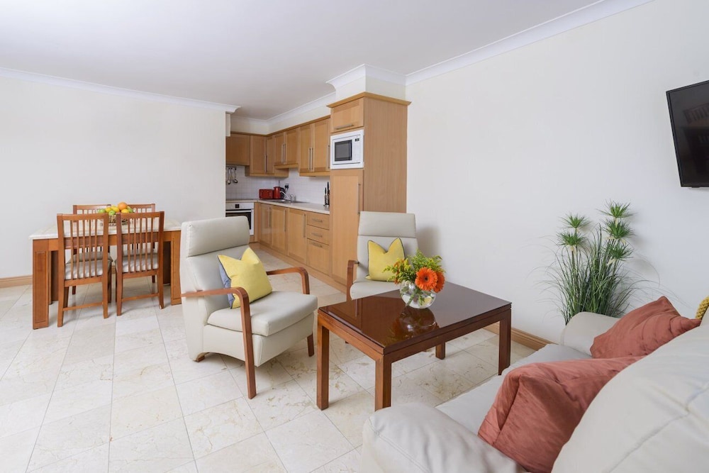 Standard Apartment, 2 Bedrooms - Photo 8