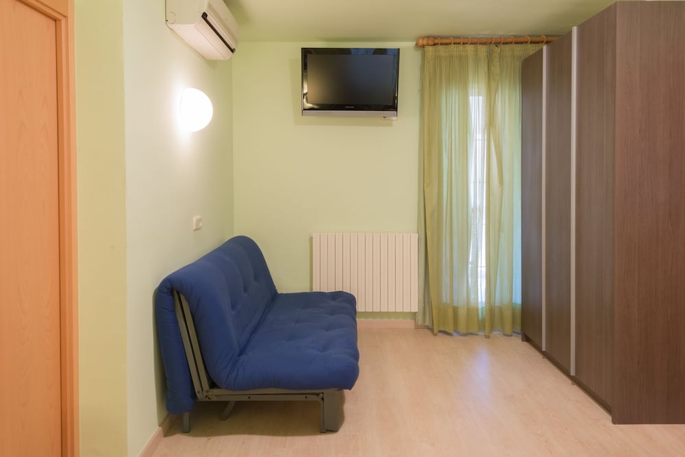 Standard Double Room, 1 Double Bed, Non Smoking photo 2