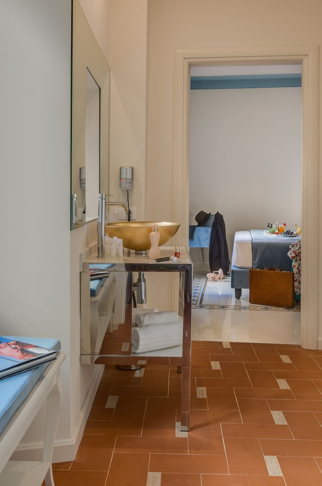 King Executive Double or Twin Room photo 3