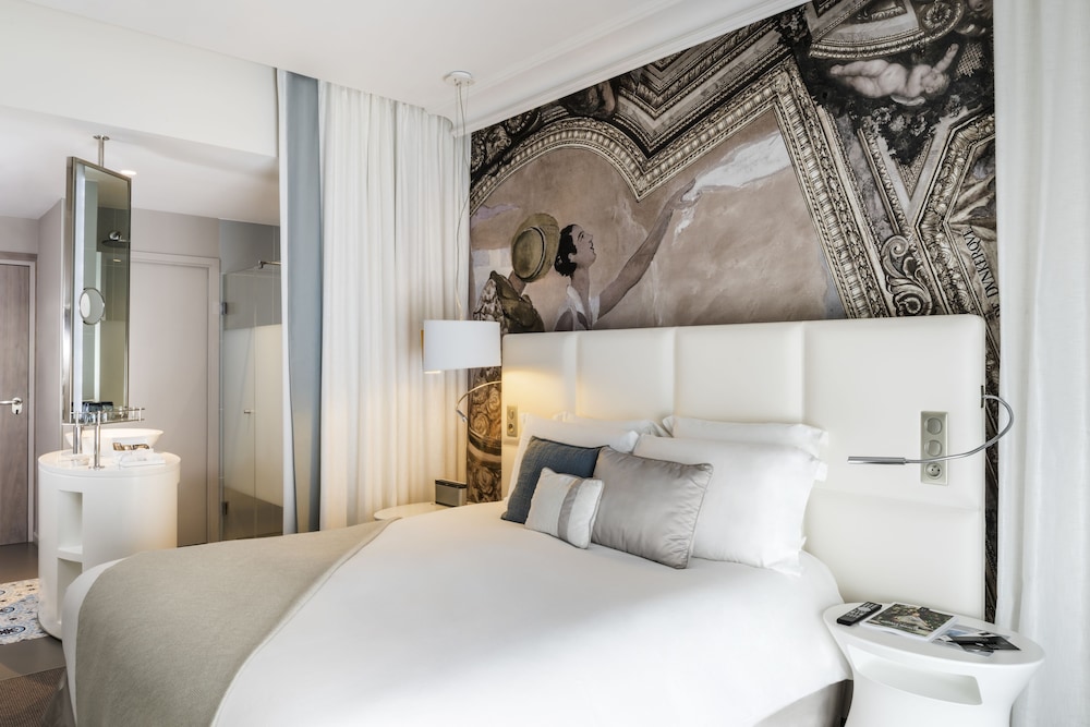 Chambre Classique, vue mer (Or Partial Port View) Chambre Classique, vue mer (Or Partial Port View)