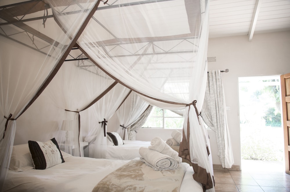 Deluxe Twin Room photo 2