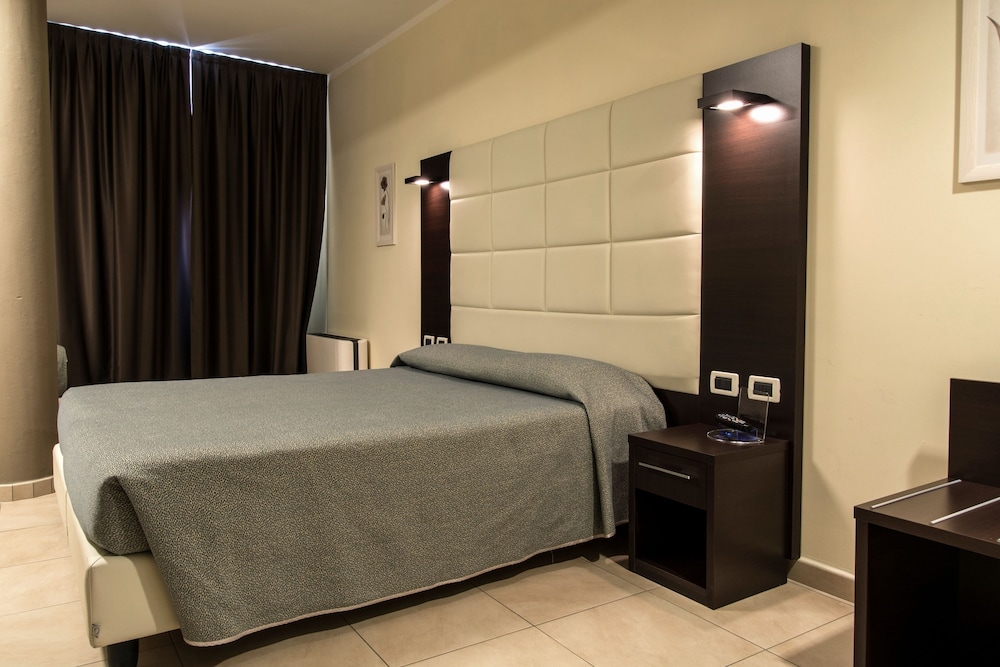 Double Room Single Use