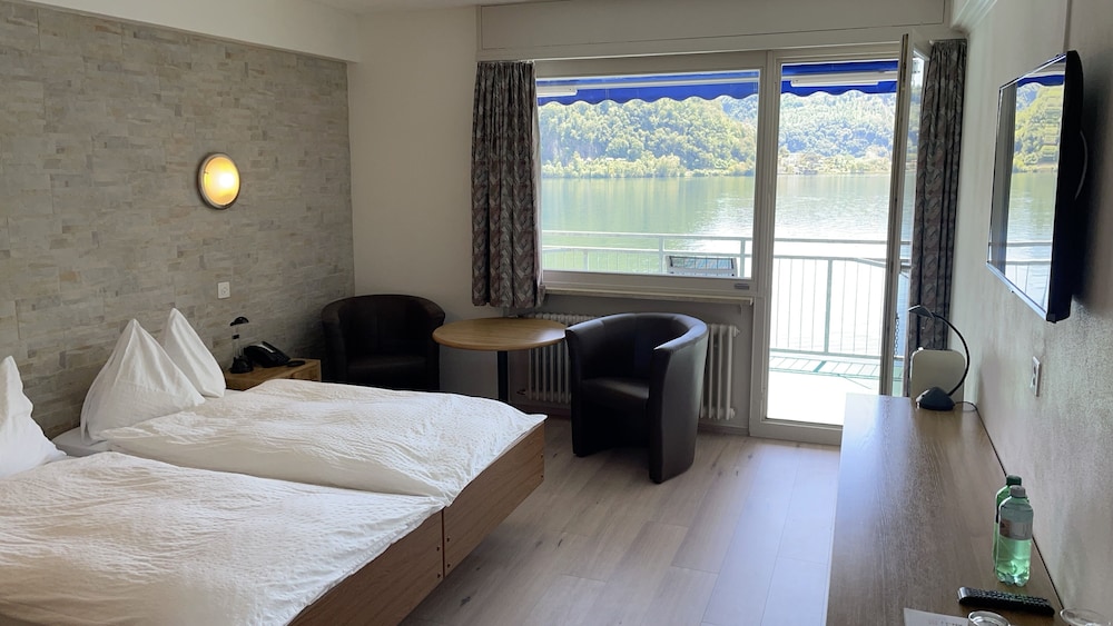 Comfort Twin Room, Balcony, Lake View