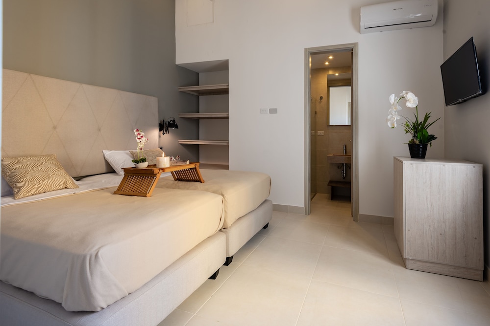 Signature Apartment, Multiple Beds, Non Smoking photo 2