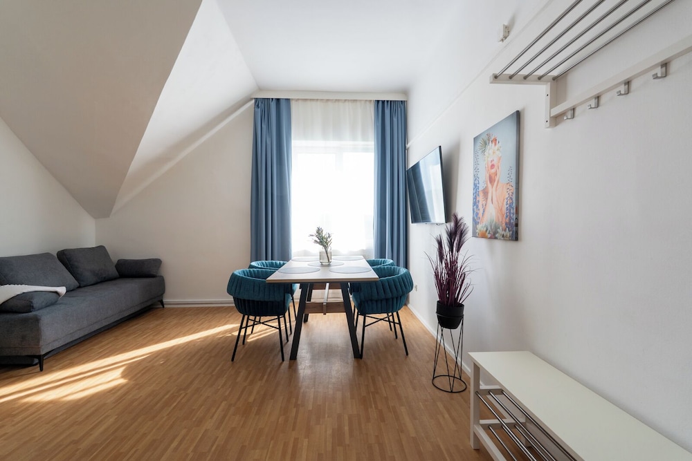 Apartment, 1 Queen Bed with Sofa bed, River View