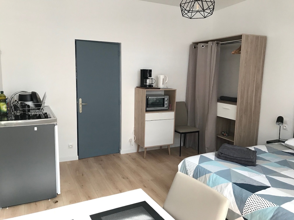 Studio, Private Bathroom (La Dérobée)