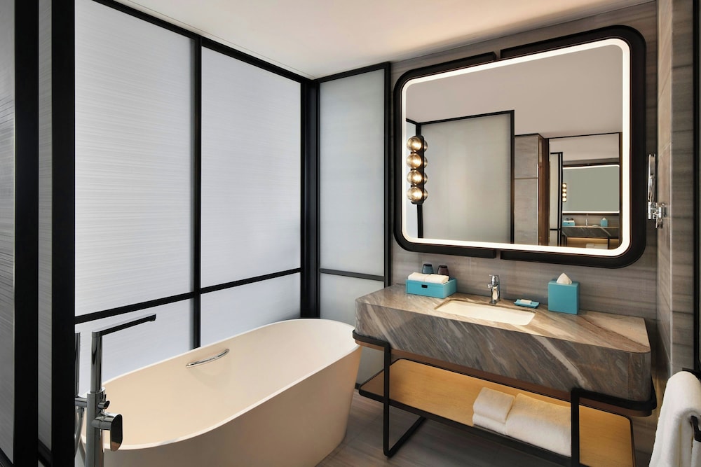 Executive Room, 2 Double Beds, Canal View photo 2