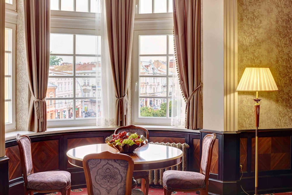 Presidential Suite photo 2