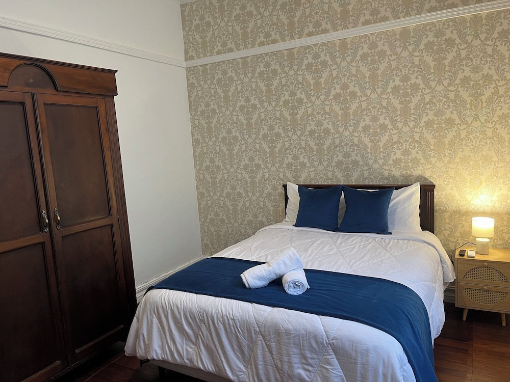 Deluxe Room, 1 Queen Bed