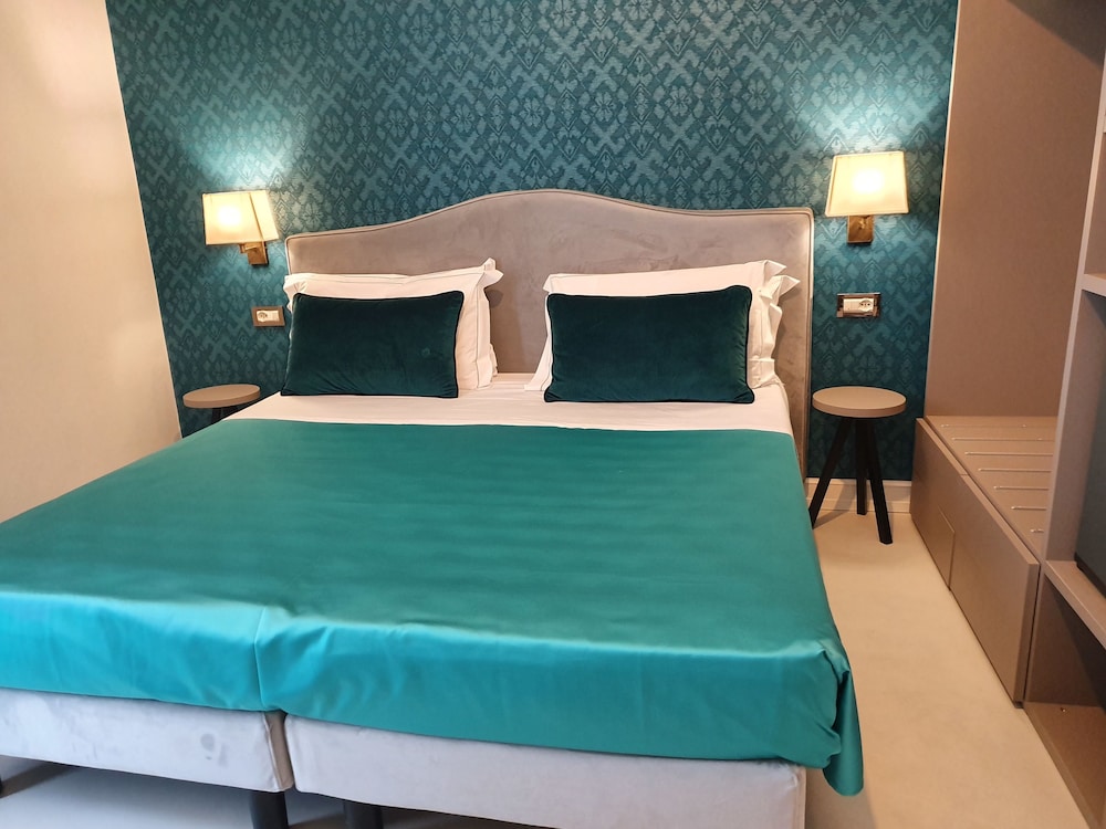 Superior Double or Twin Room photo 1