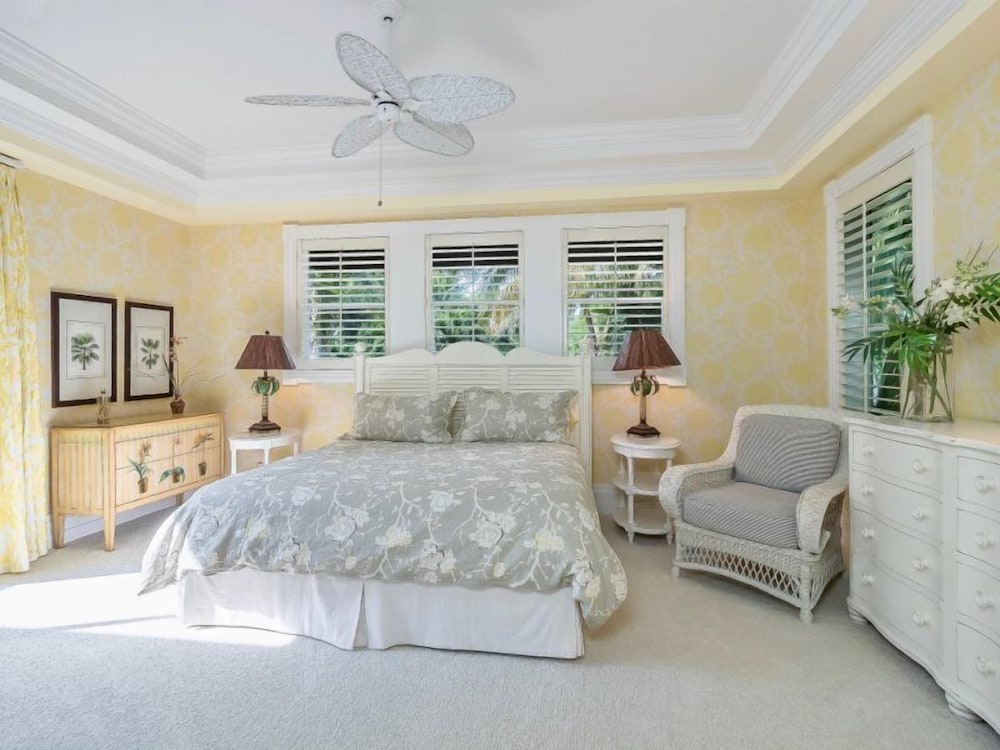 House (Bougainvillea Home)