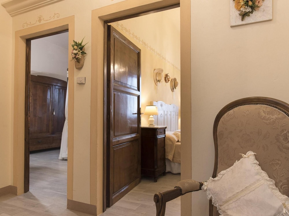 Villa photo 3
