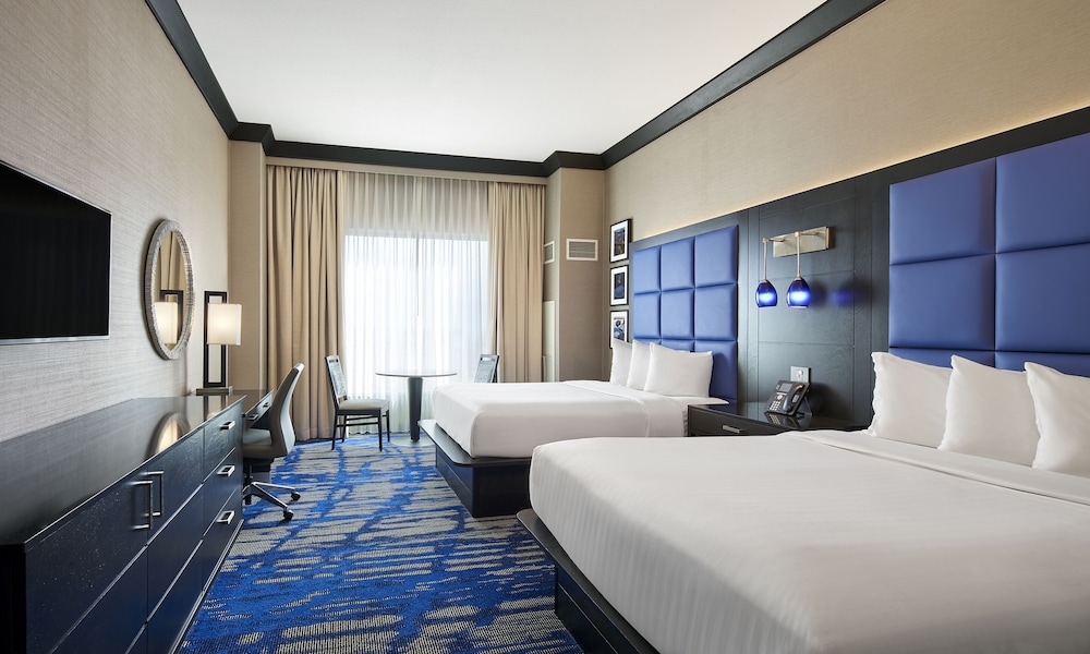 Deluxe Room, 2 Queen Beds (Ak-Chin High Rise) - Photo 2