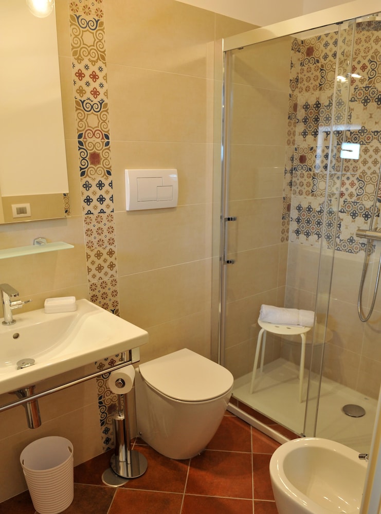 Double or Twin Room photo 2