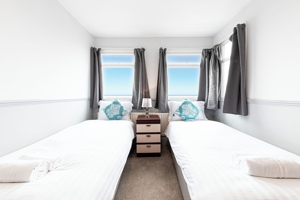 Deluxe Suite photo 3