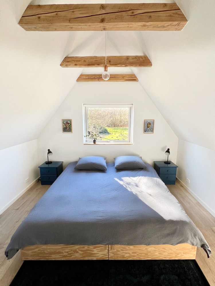 Classic Double or Twin Room, Lake View photo 2
