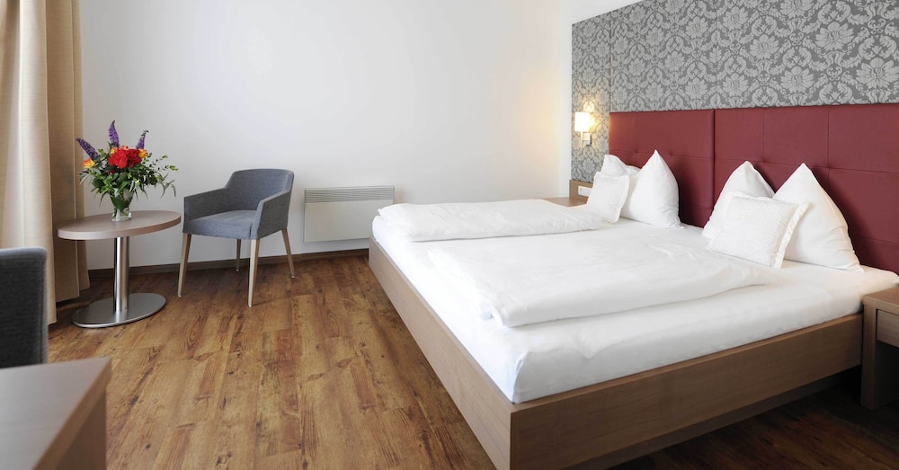 Double Room, Balcony - Photo 4