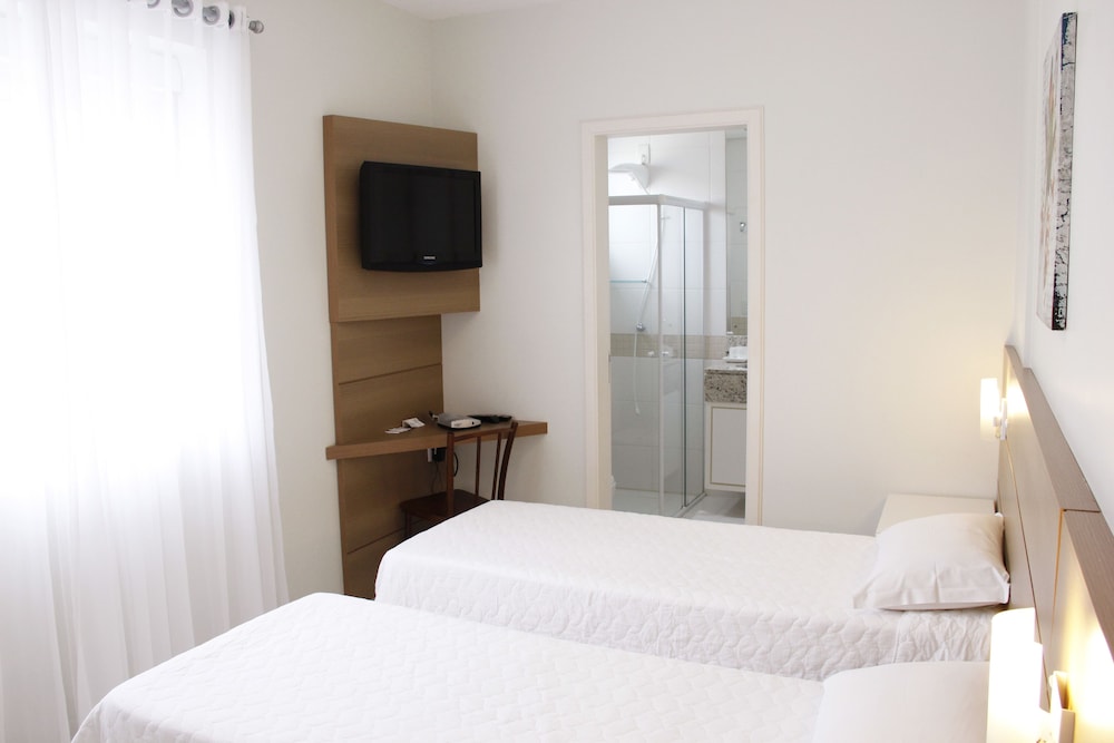 Deluxe Triple Room - Photo 3