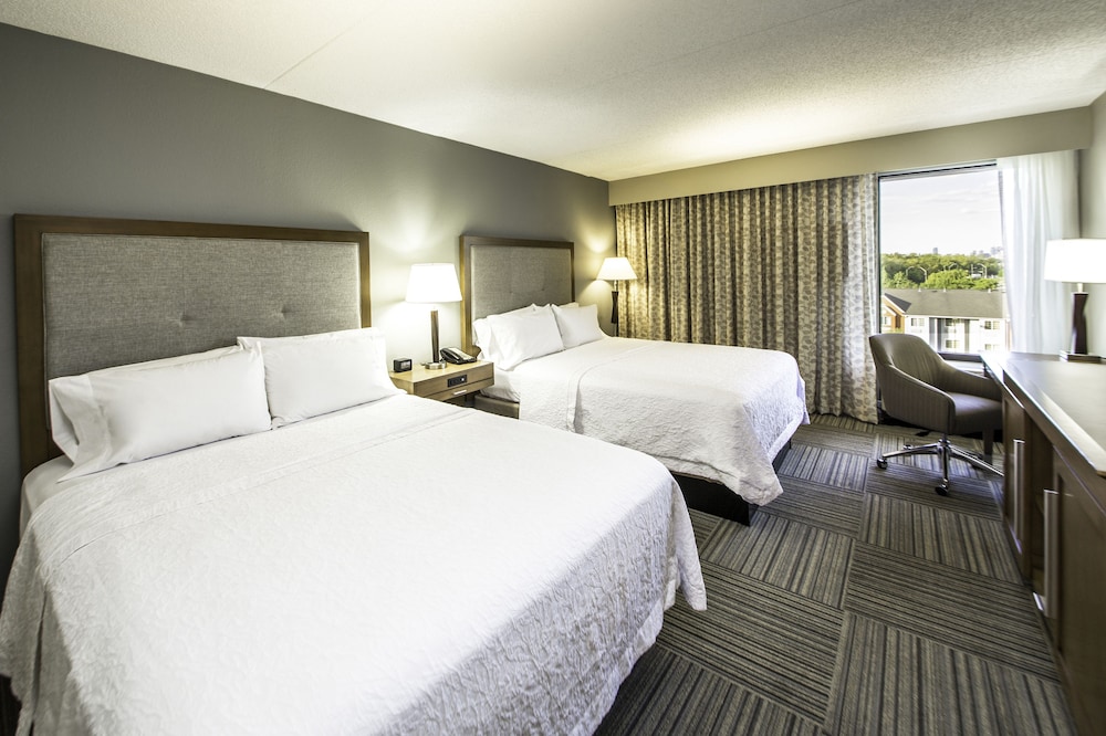 Room, 2 Queen Beds, Refrigerator & Microwave, City View