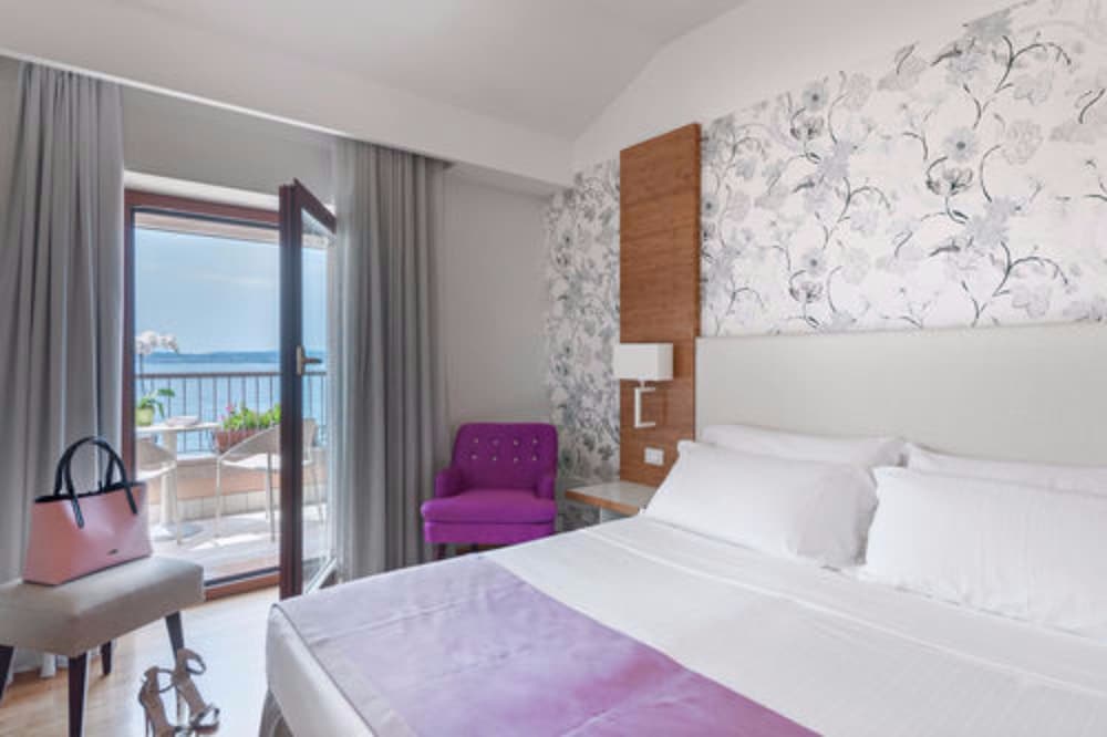 Double Room, Balcony, Lake View (Quality) - Photo 1