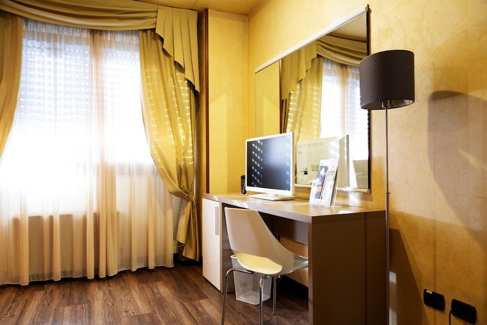 Superior Double Room - Photo 2