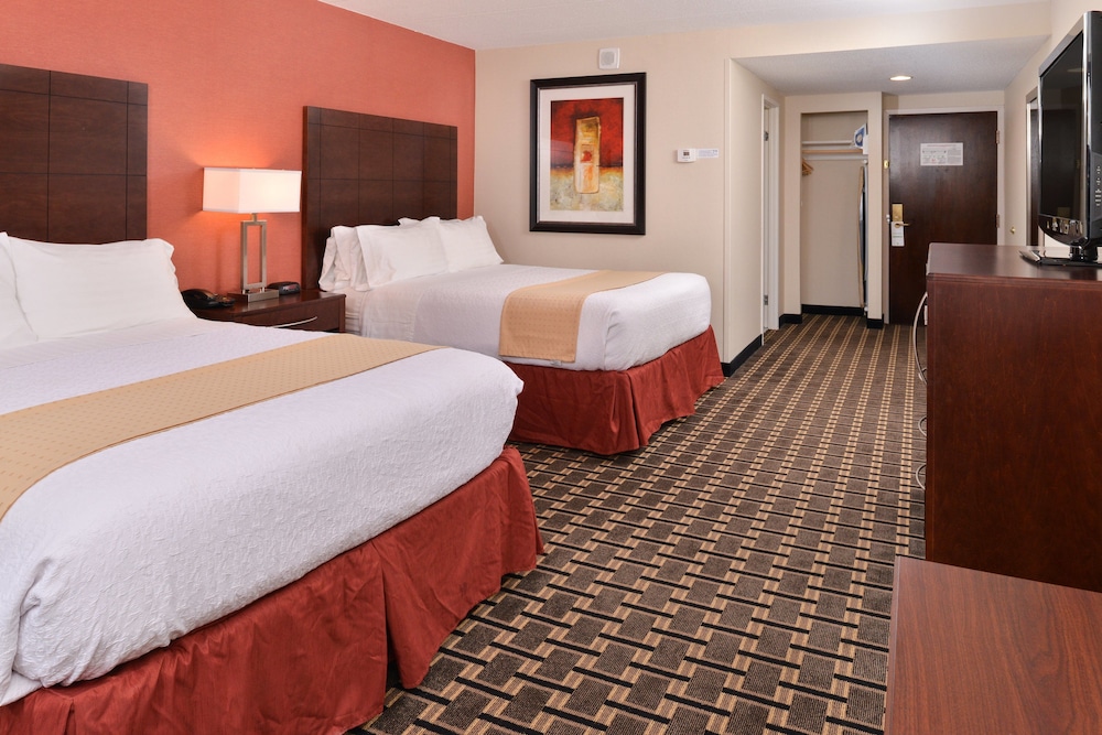 Standard Room, 2 Queen Beds, Accessible Bathtub (Communications) - Photo 3