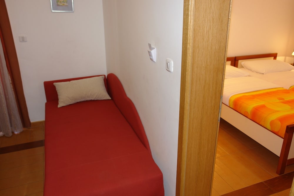 Triple Room, Balcony
