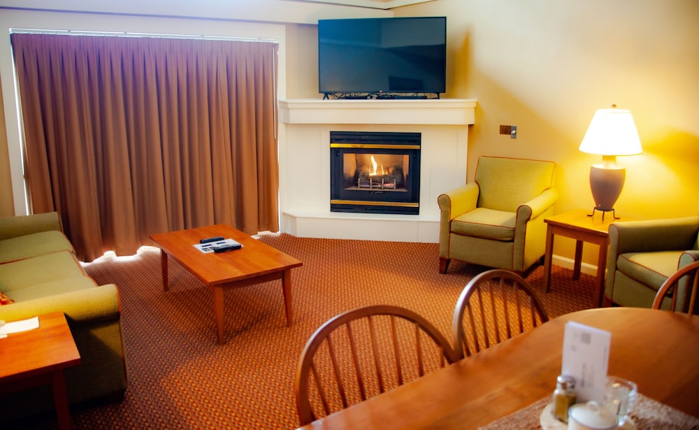 Standard Suite, 1 Bedroom - Photo 3