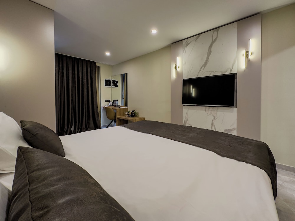 Basic Double Room, Patio, Garden Area