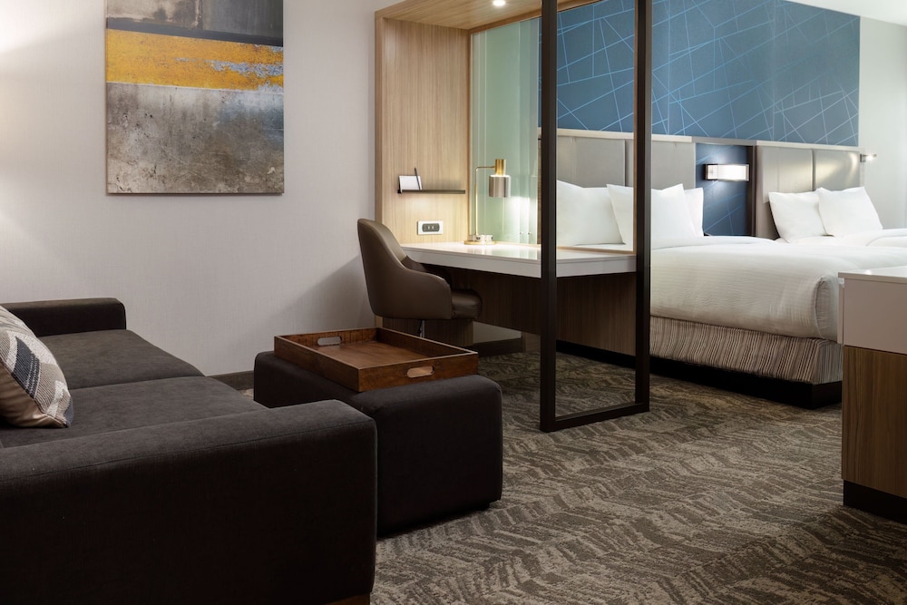 Suite, 2 Queen Beds