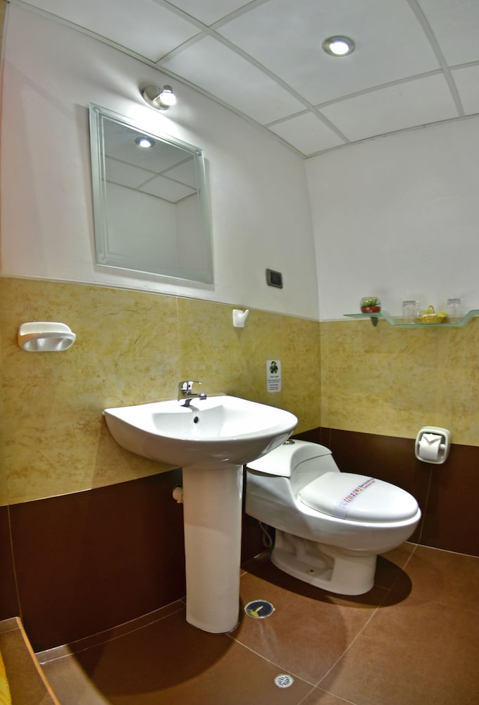 Double Room - Photo 14
