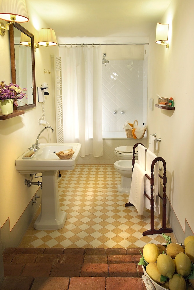 Junior Suite - Photo 7