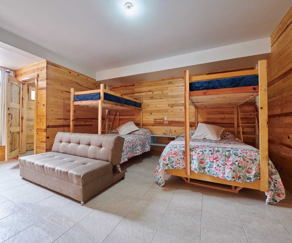Family Quadruple Room photo 3