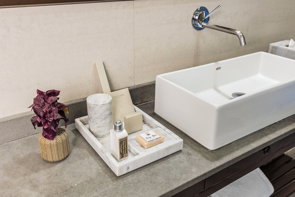 Luxury Room, 1 King Bed, Ocean View