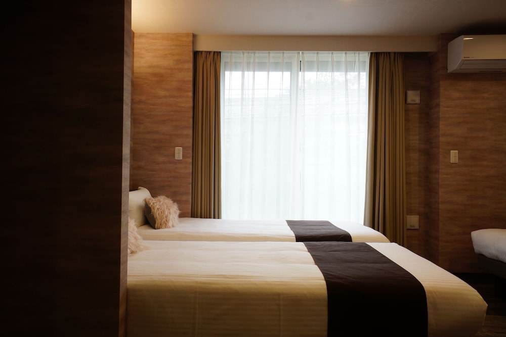 Deluxe Room for 5 People photo 3