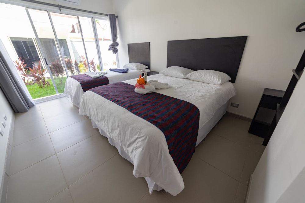 Family Apartment, 1 Bedroom, Pool View