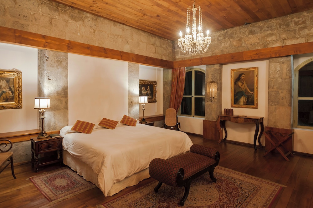Presidential Suite photo 3