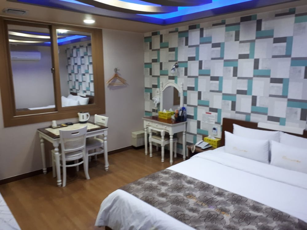Standard Room photo 3