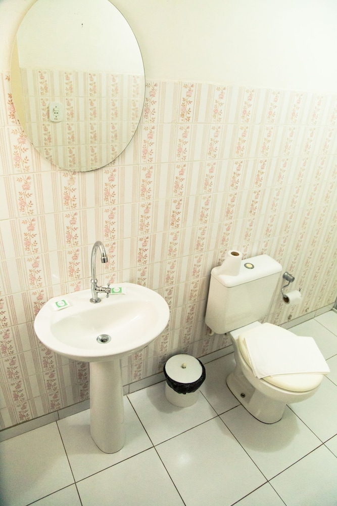 Standard Apartment, Multiple Beds, Non Smoking photo 3