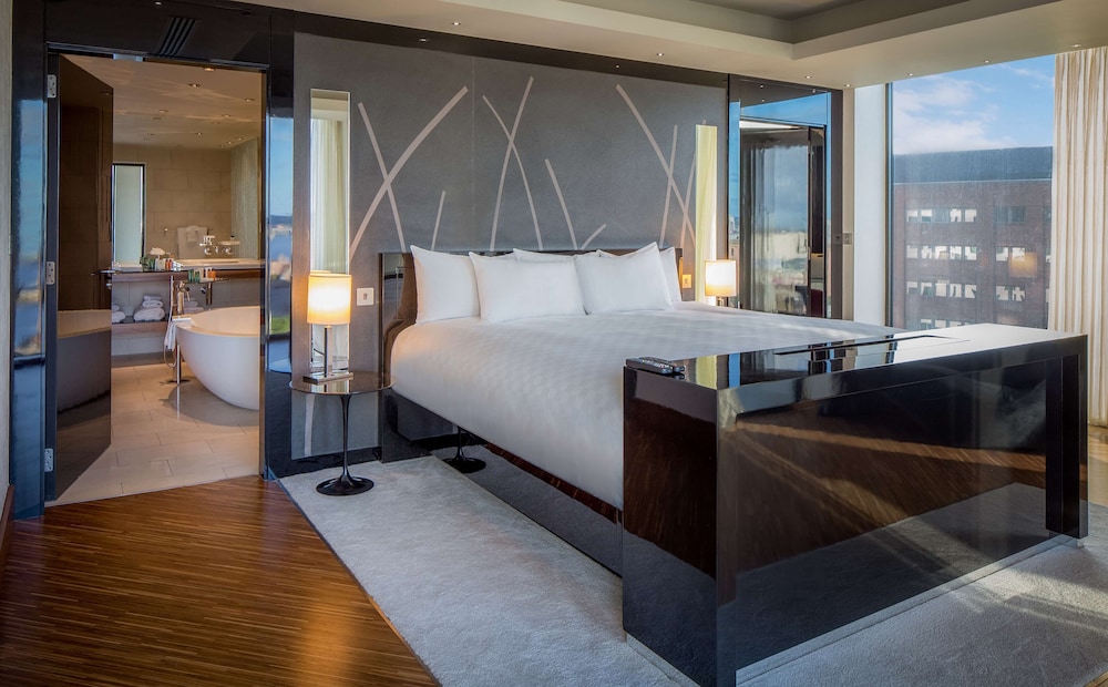 Presidential Suite photo 3