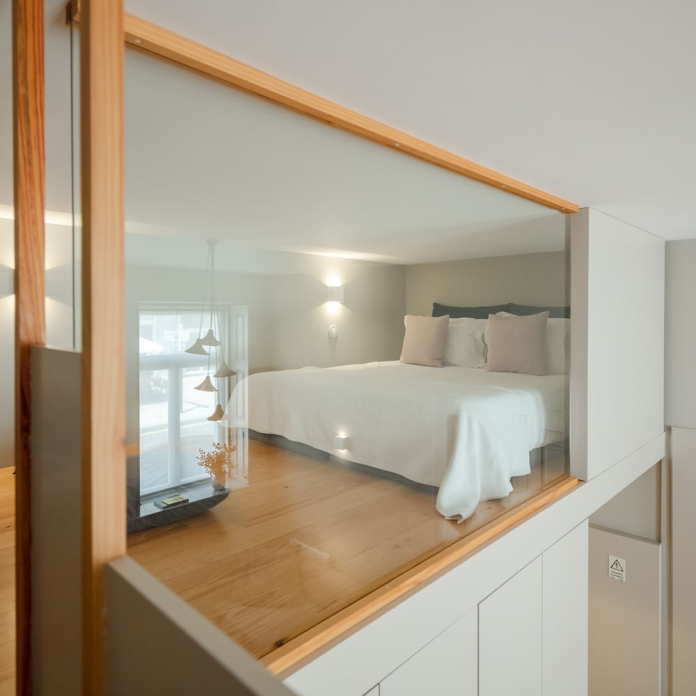 Loft, Mezzanine