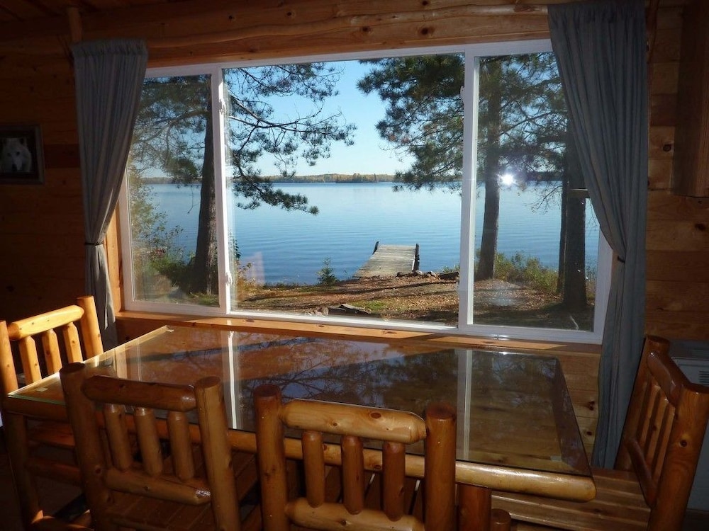 Bear Paw Cabin photo 2